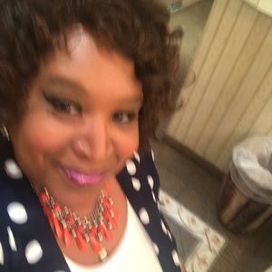 Meet your Posher, Patricia